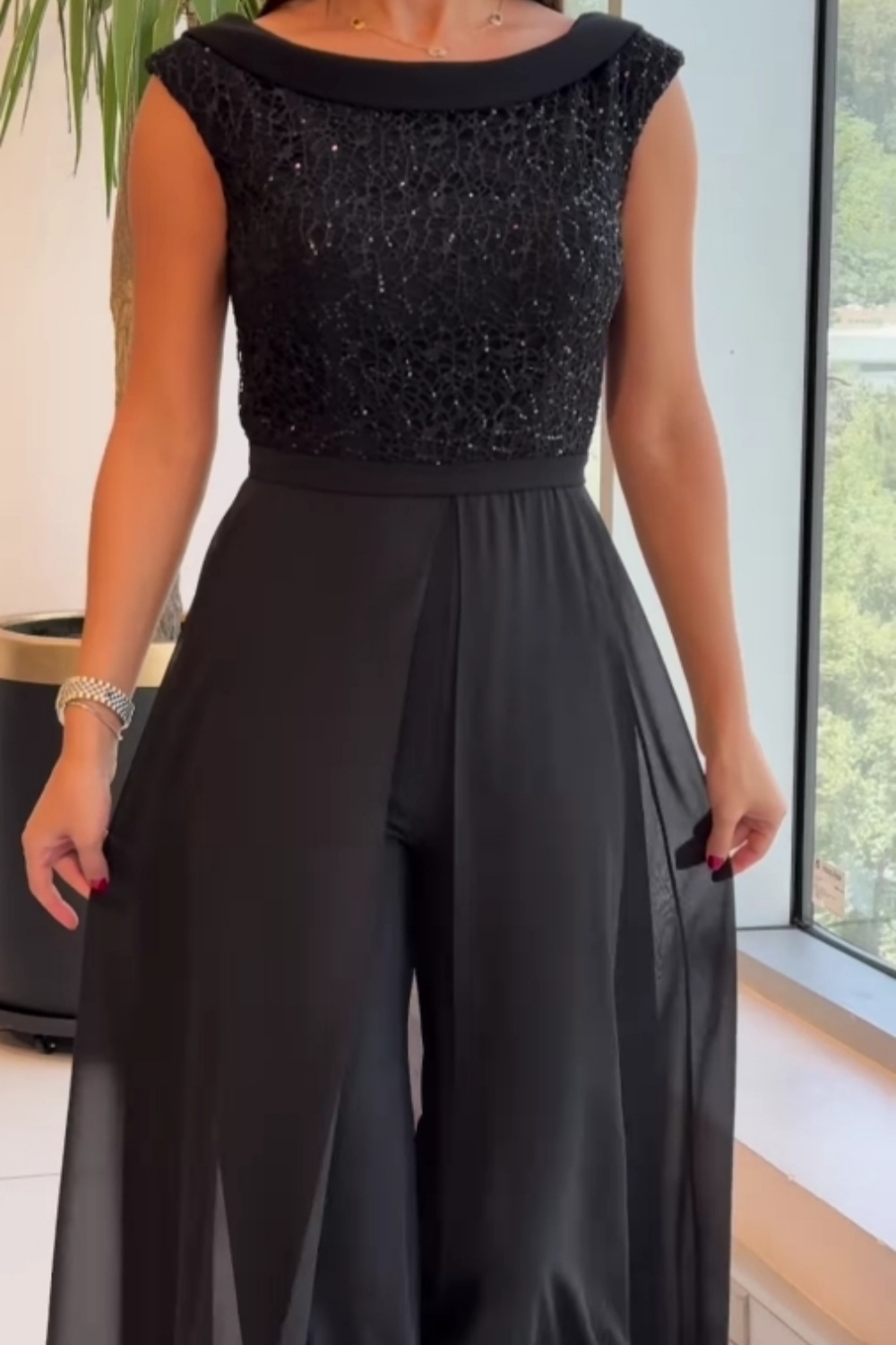 LOUNA | Stilfuld Ærmeløs Jumpsuit