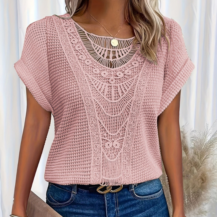 Vanja | Stilfuld Top med Blonde Detalje