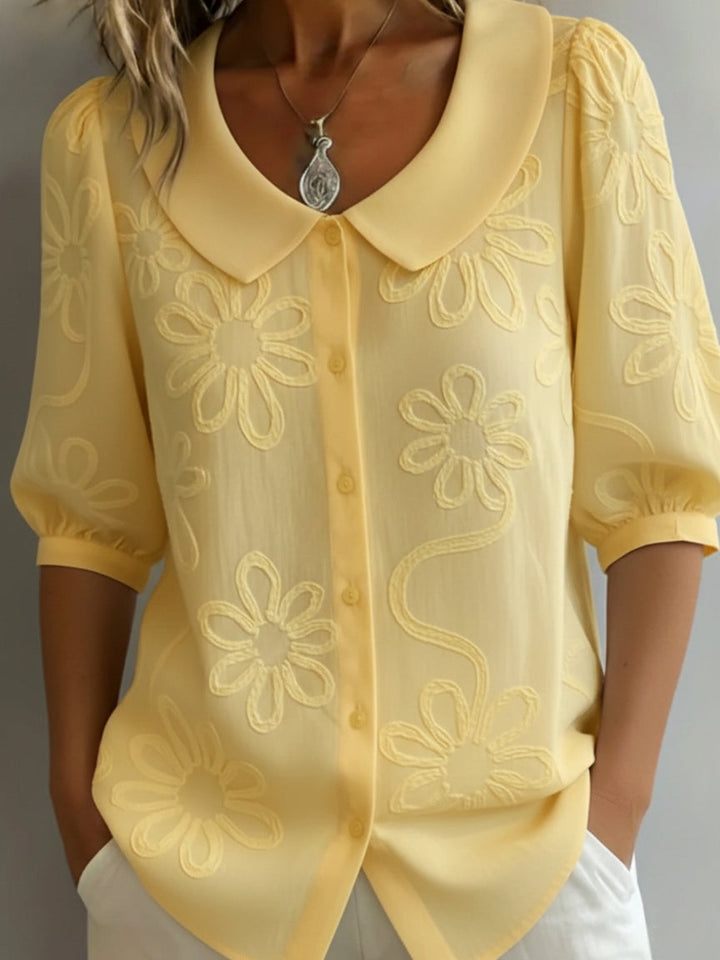 Aurelia | Let, blomsterbluse med naturlig elegance